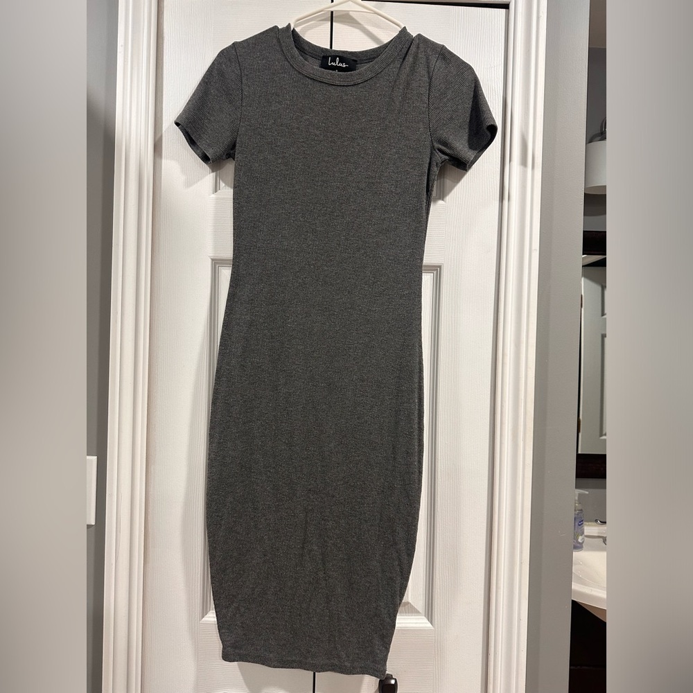 Ribbed midi dress